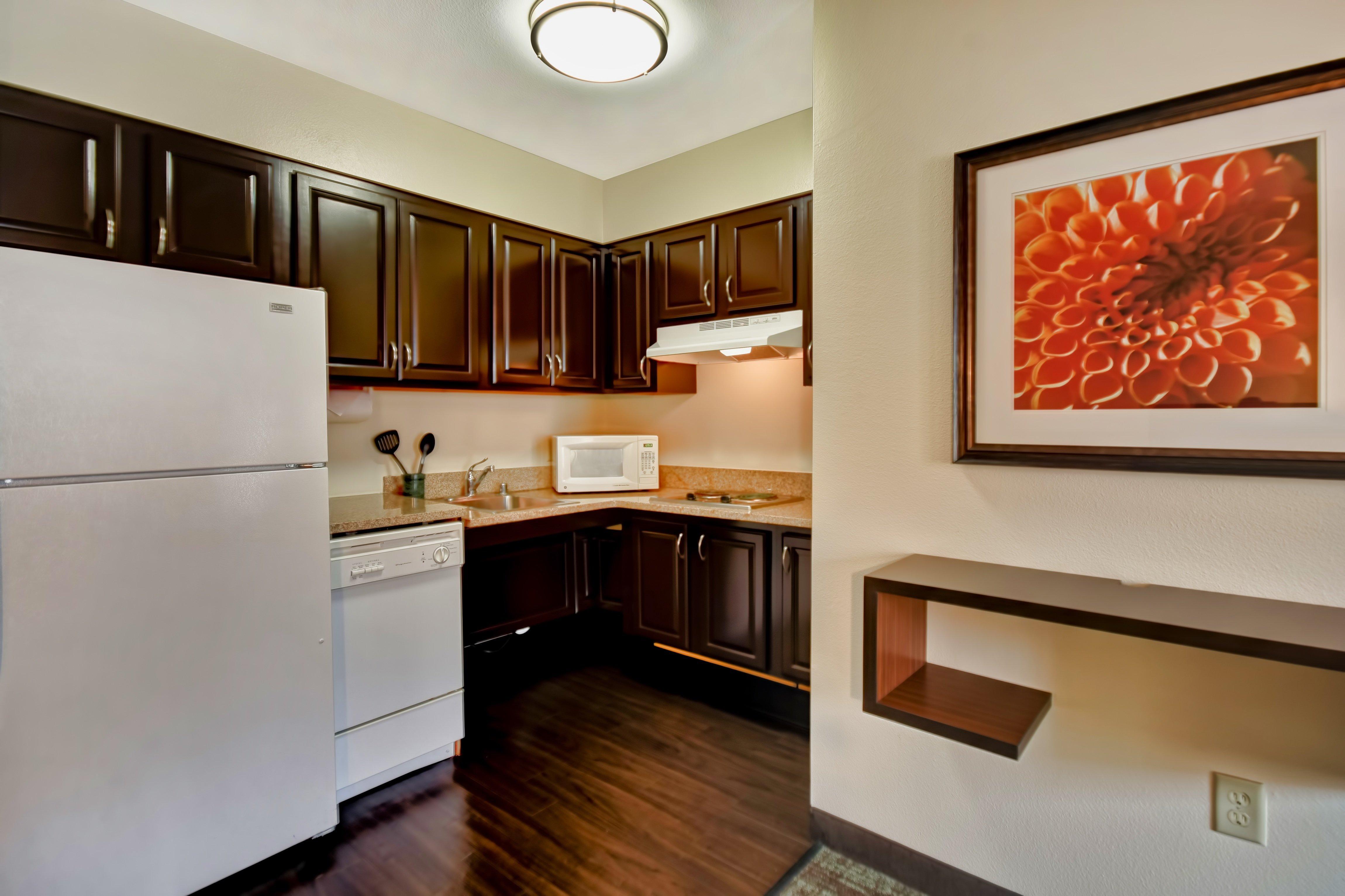 Staybridge Suites Middleton/Madison-West By Ihg Exterior photo