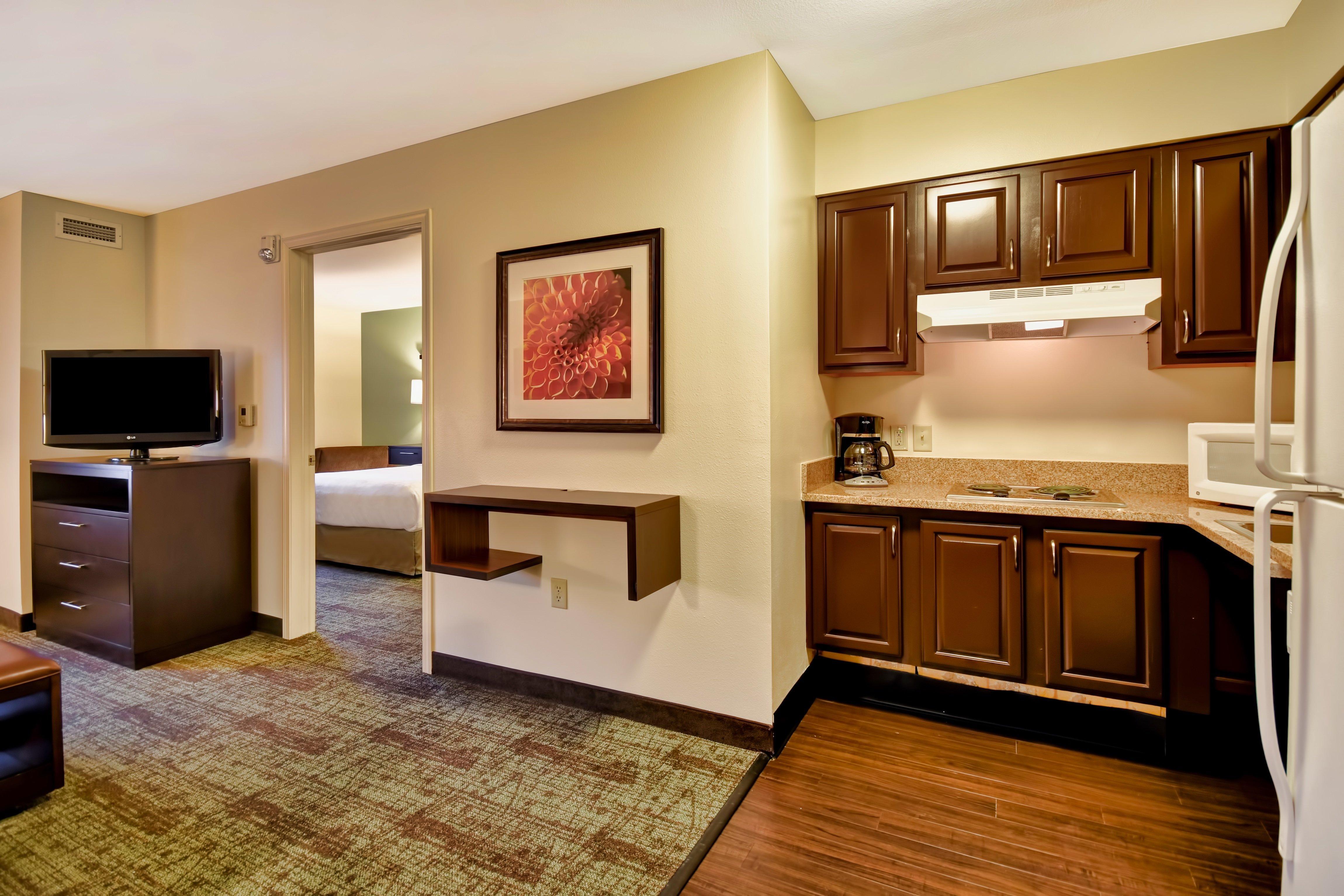 Staybridge Suites Middleton/Madison-West By Ihg Exterior photo