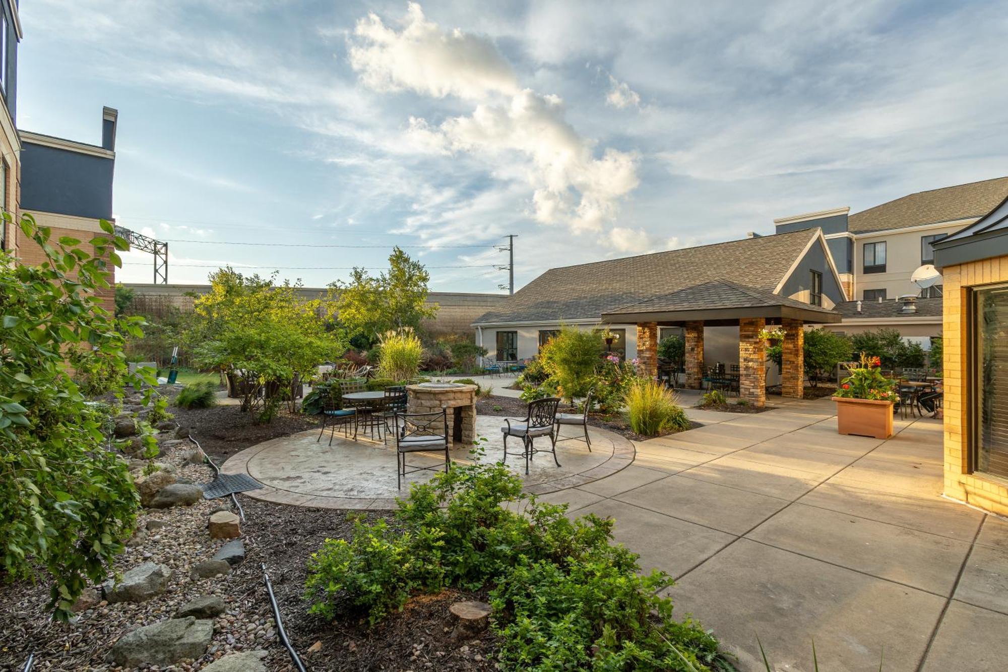 Staybridge Suites Middleton/Madison-West By Ihg Exterior photo