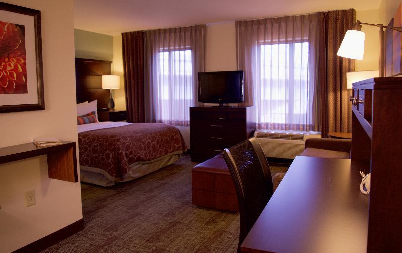 Staybridge Suites Middleton/Madison-West By Ihg Exterior photo